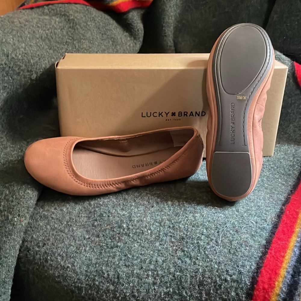 Lucky Brand Leather Flats 5.5 - Picture 3 of 7